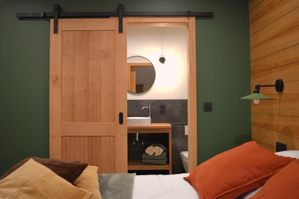 La Jardiniere Bed & Breakfast Érezée Екстериор снимка